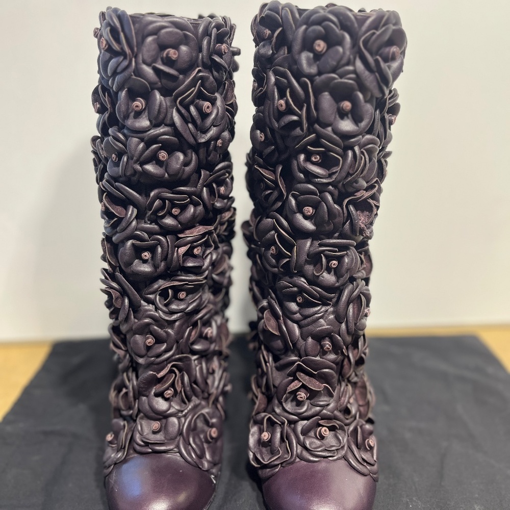 REDUCED Chanel Camellia Boots - Picture 11 of 12